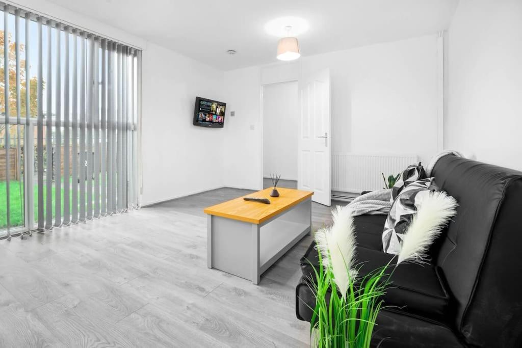 הוילה ברמינגהאם Jlr,Nec,B'Ham Airport,Entire House,Wi-Fi,Netflix מראה חיצוני תמונה